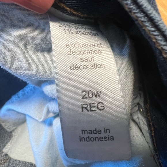 Maurice’s High Rise Jegging - Picture 2 of 3